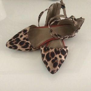 Leopard ballet flats